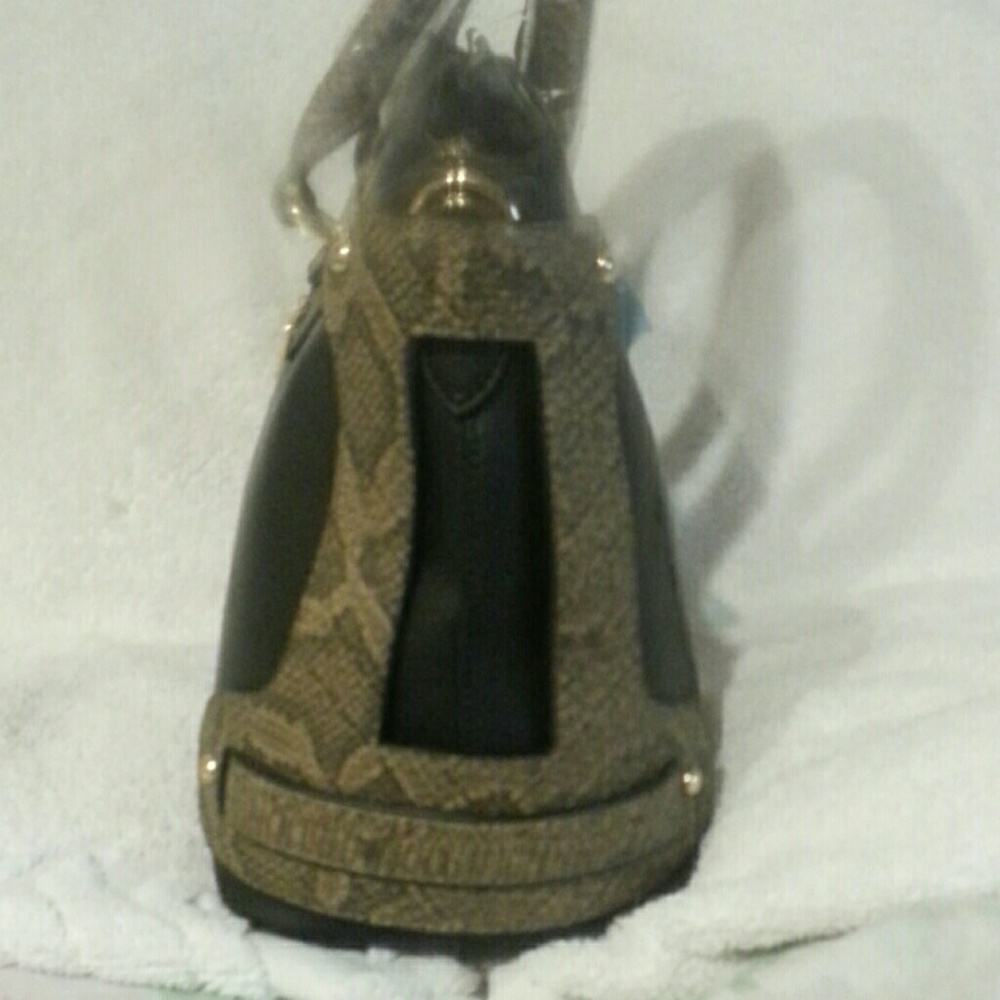 Purse - Picture 3 of 5
